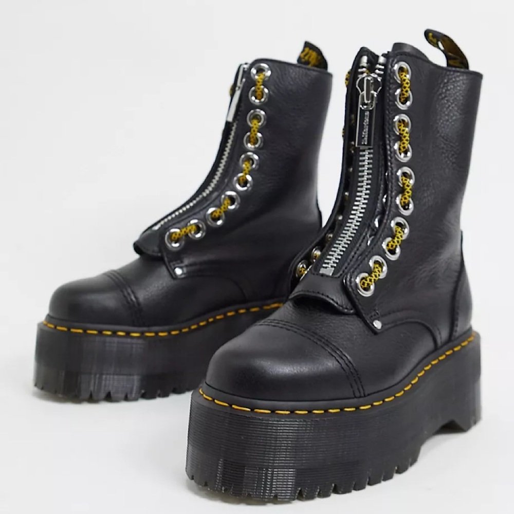 COPY - Brand NEW Dr Martens Exclusive 10 Eye Sinclair MAX Flatform Boots *RARE*